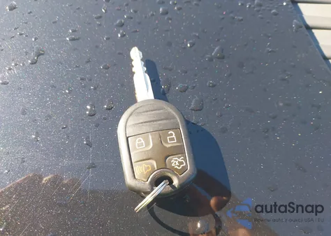 2014 Lincoln Navigator z USA, uszkodzony, nr VIN 5LMJJ2J56EEL02788